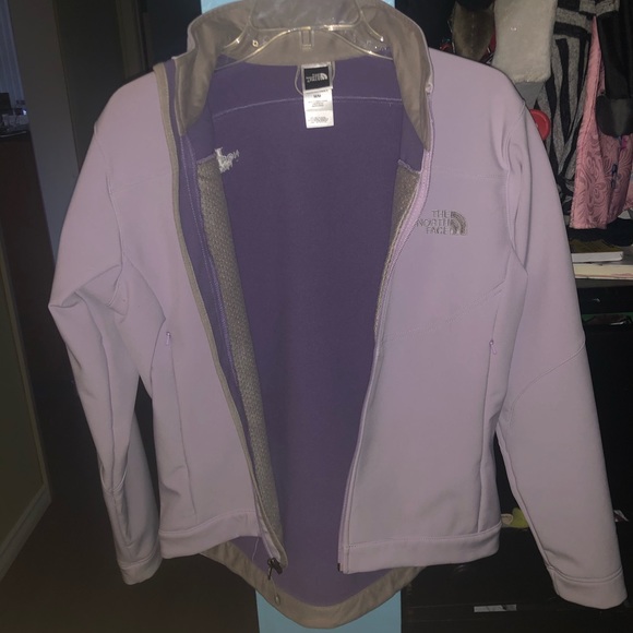 North face jacket - Picture 3 of 4